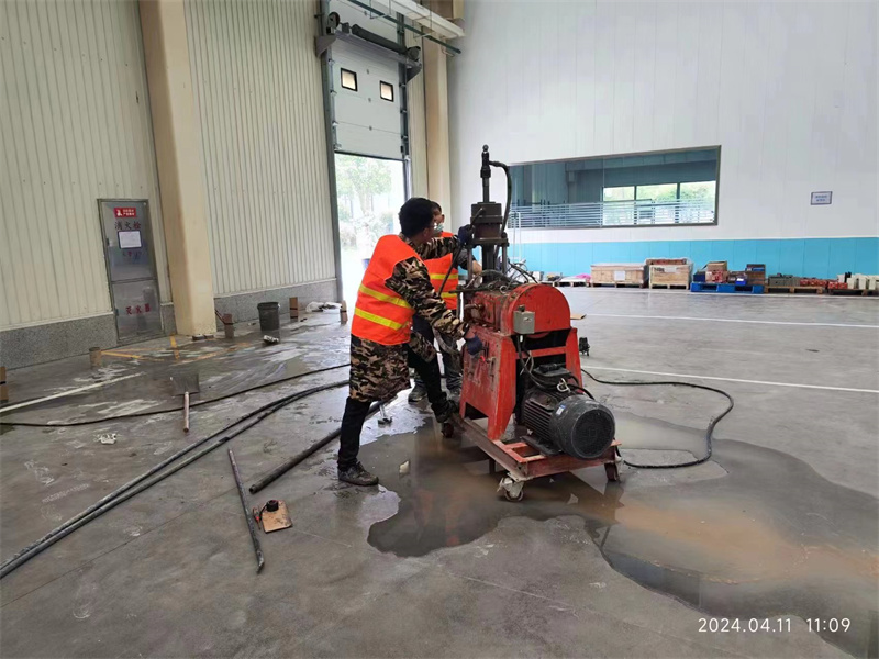 宕昌厂房地面下沉塌陷注浆加固施工